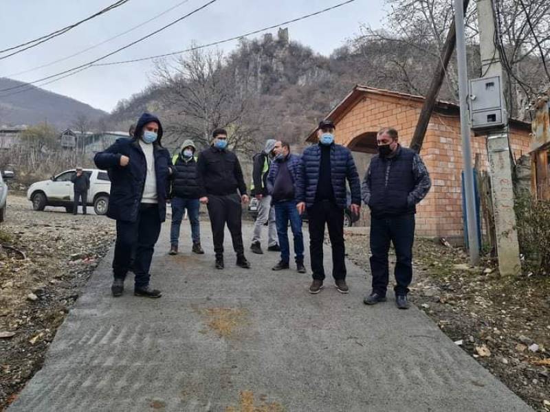 ცაგერის მუნიციპალიტეტში საგზაო ინფრასტრუქტურის მოწესრიგება გრძელდება.